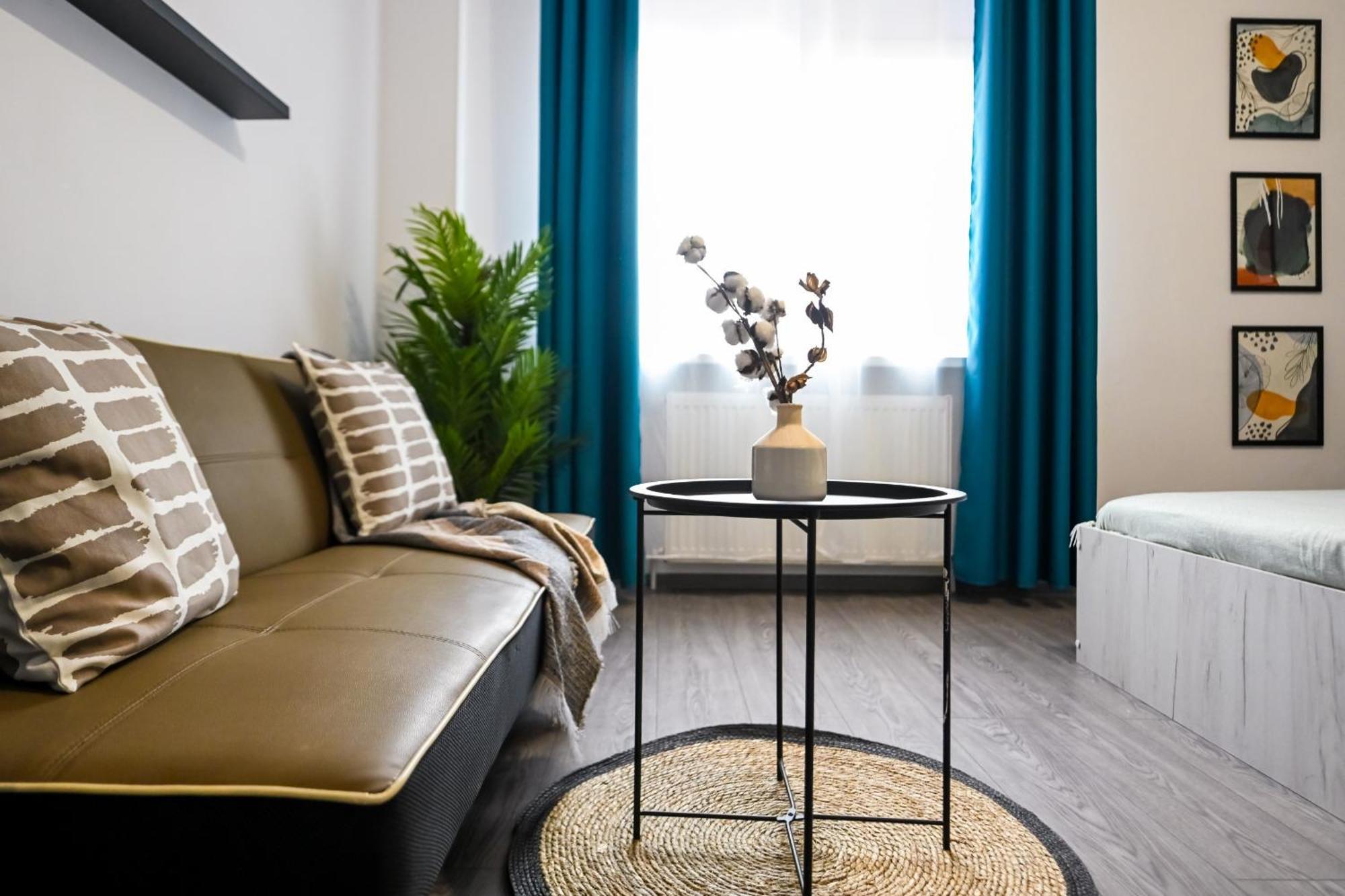Old Town Charm - Modern & Comfortable Accommodation In The Heart Of The City Bukareszt Zewnętrze zdjęcie