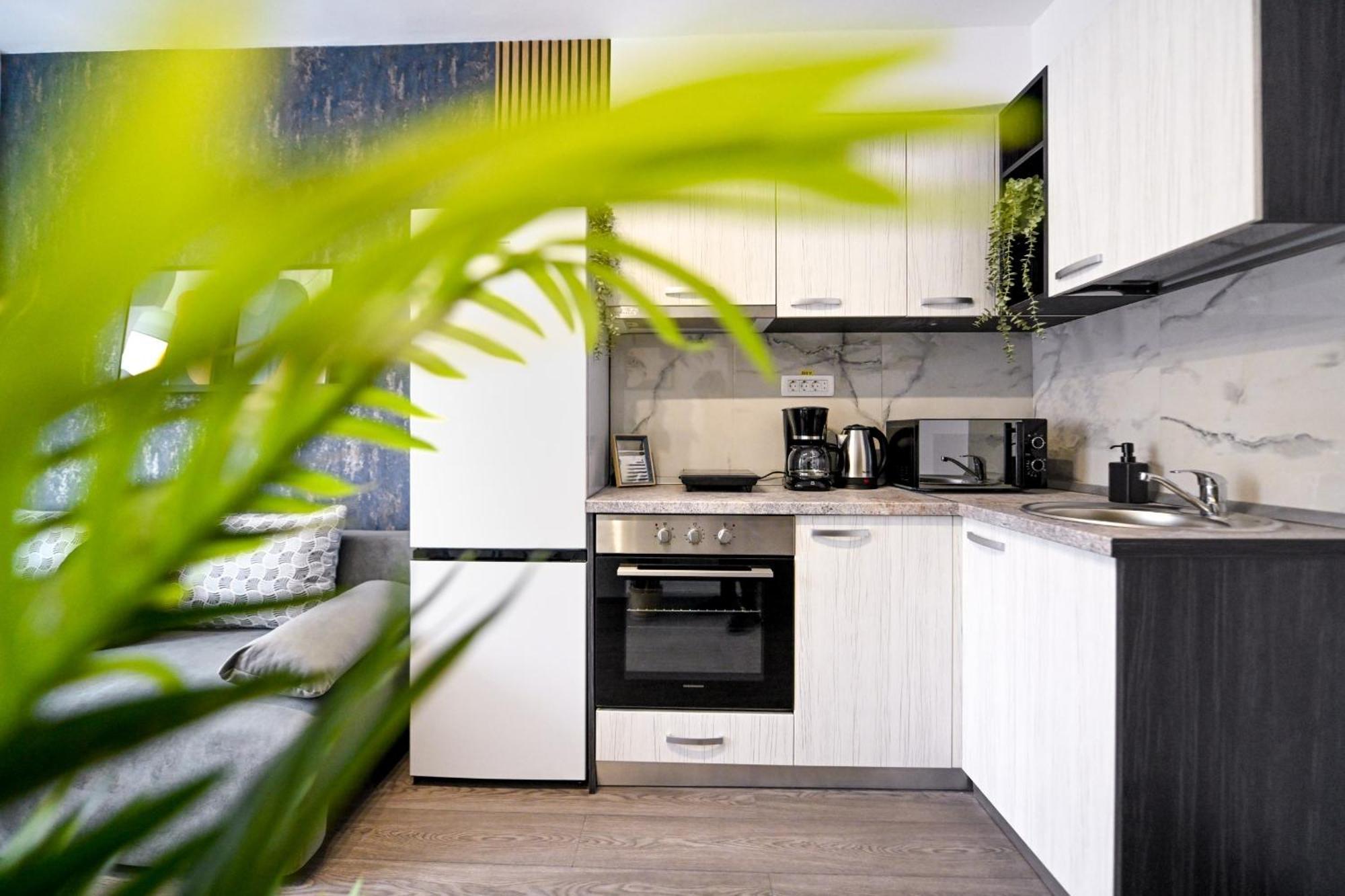 Old Town Charm - Modern & Comfortable Accommodation In The Heart Of The City Bukareszt Zewnętrze zdjęcie