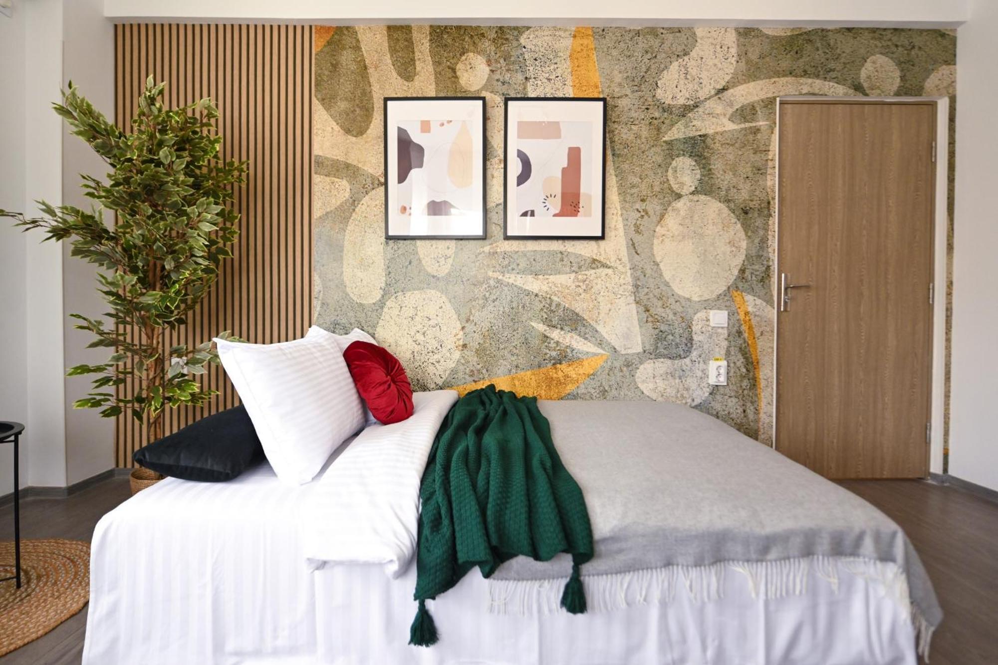 Old Town Charm - Modern & Comfortable Accommodation In The Heart Of The City Bukareszt Zewnętrze zdjęcie
