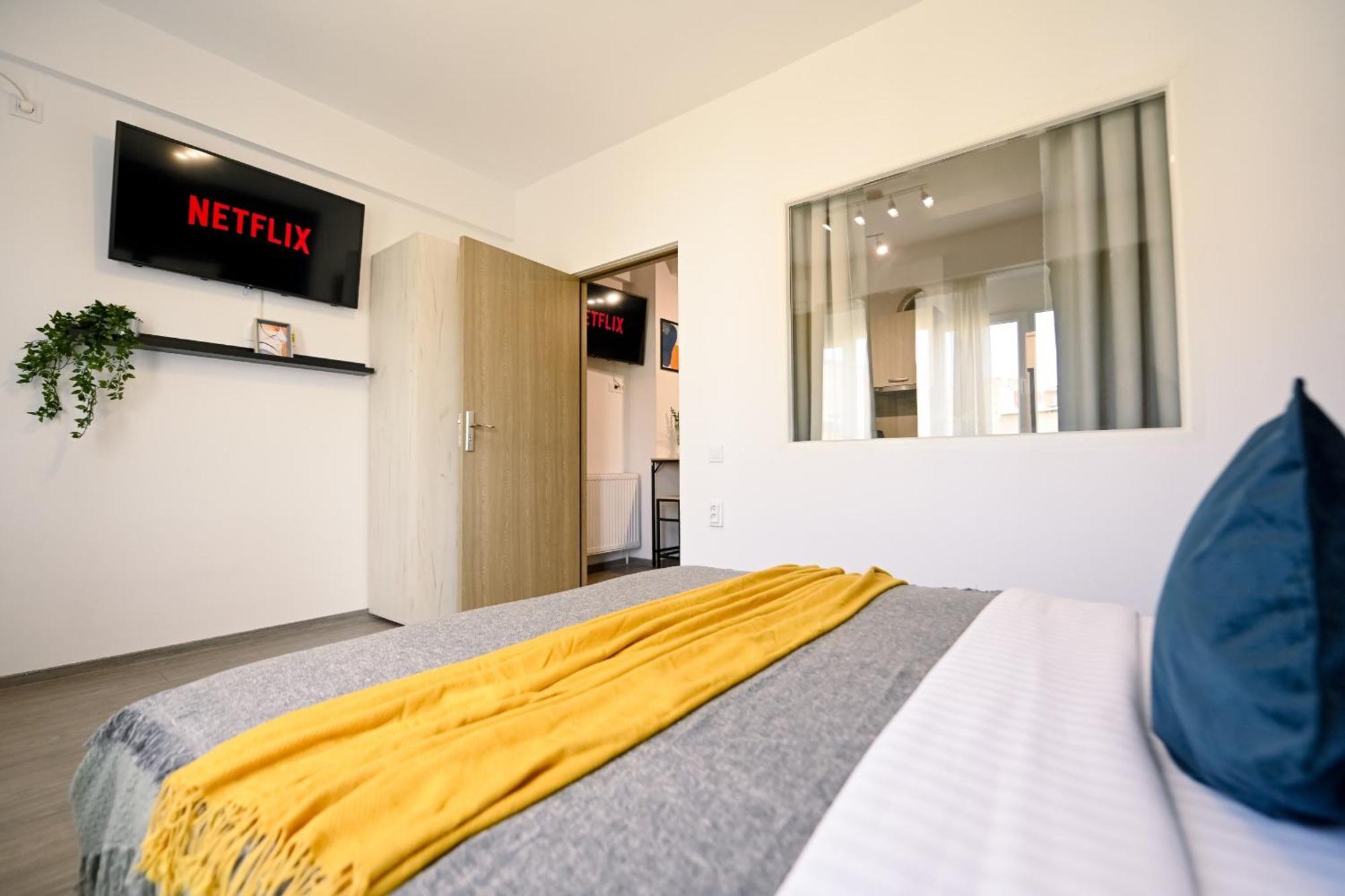 Old Town Charm - Modern & Comfortable Accommodation In The Heart Of The City Bukareszt Zewnętrze zdjęcie